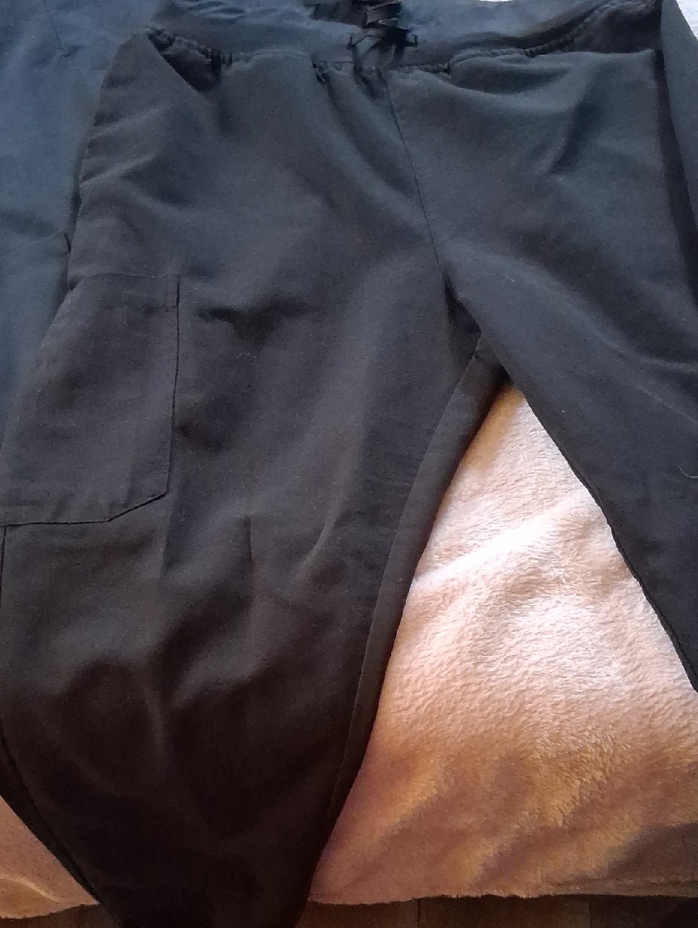 Classic Black Scrub Set - Solid Black Top & Pants Top Is Very Dark Blue - Picture 2 of 7